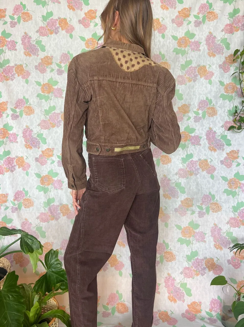 90's Iconic Corduroy Cropped Jacket