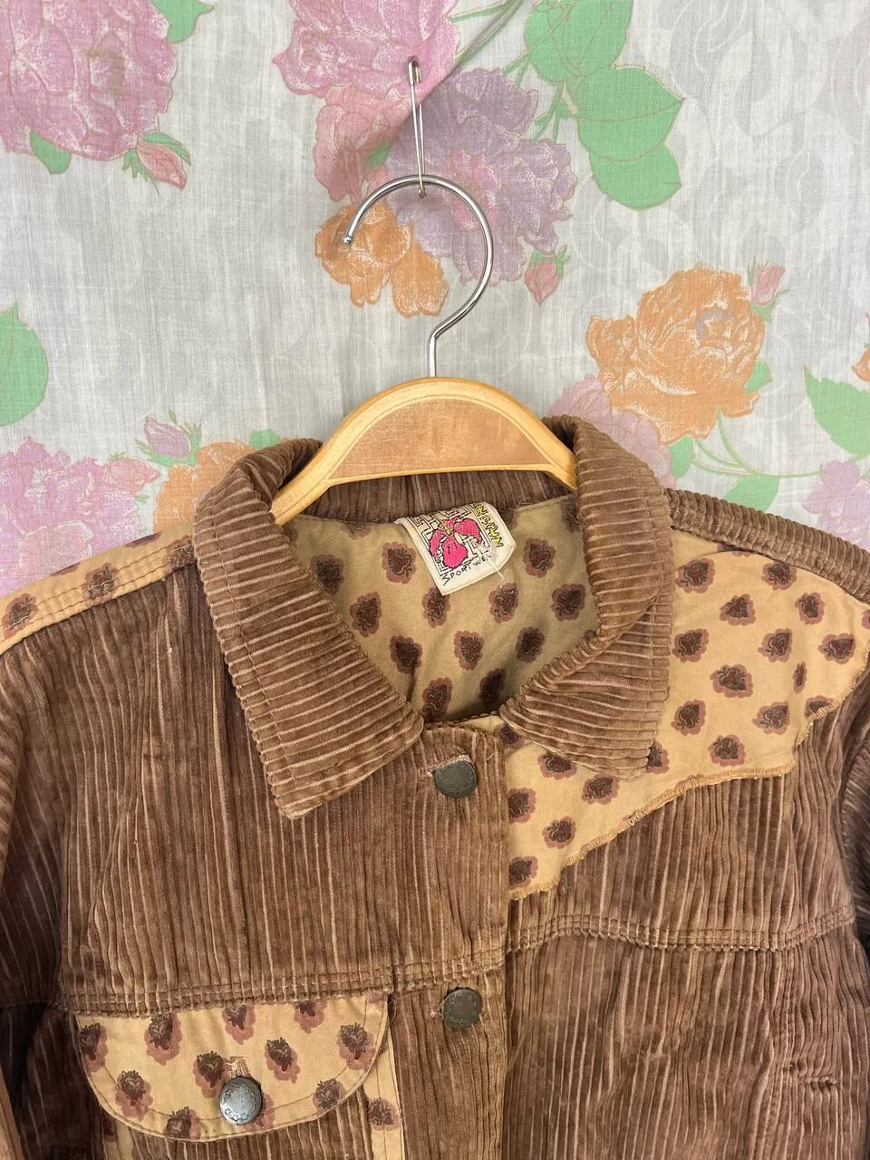 90's Iconic Corduroy Cropped Jacket