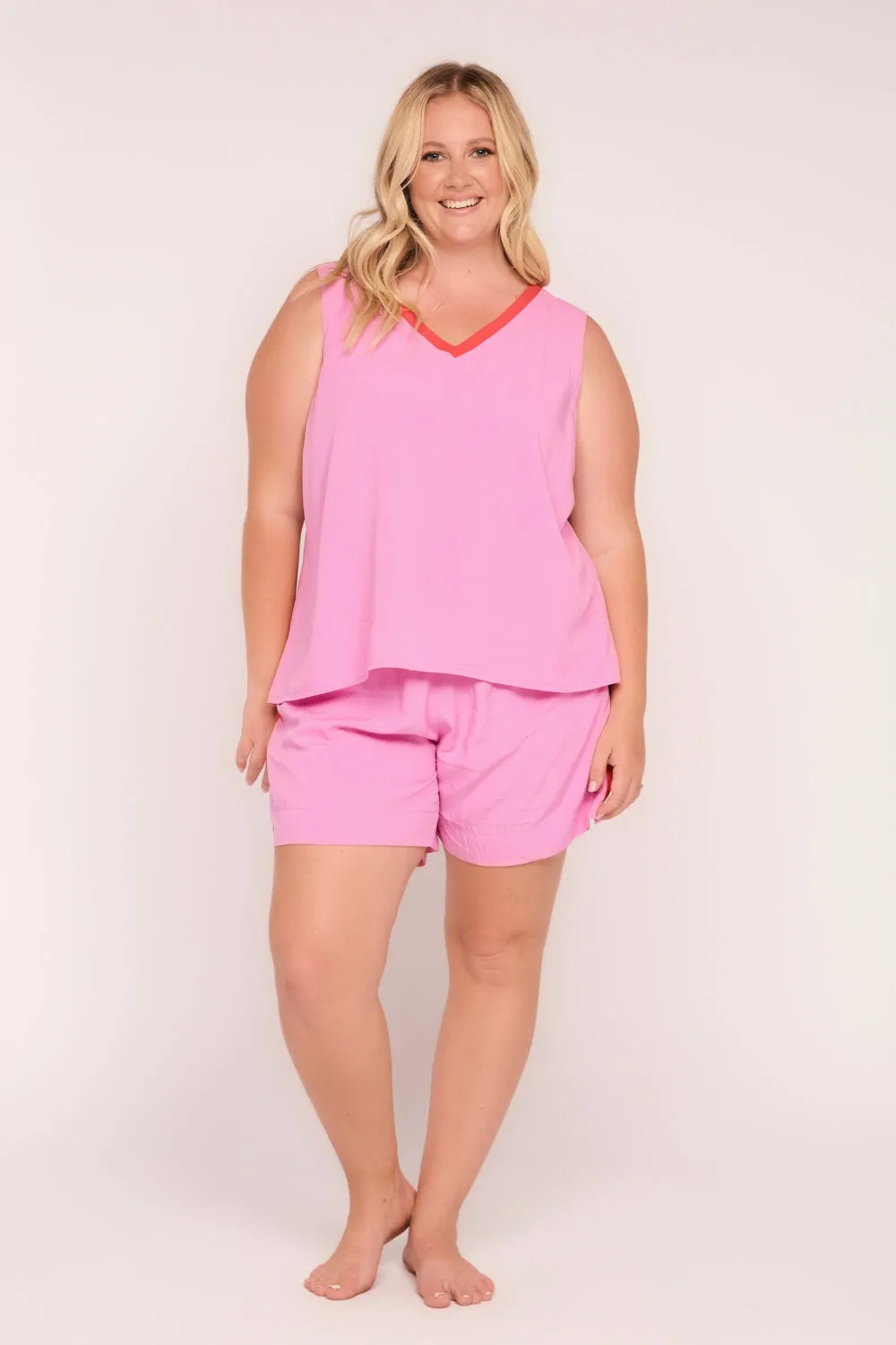 Breezy Relaxed Short in Blushing Berries