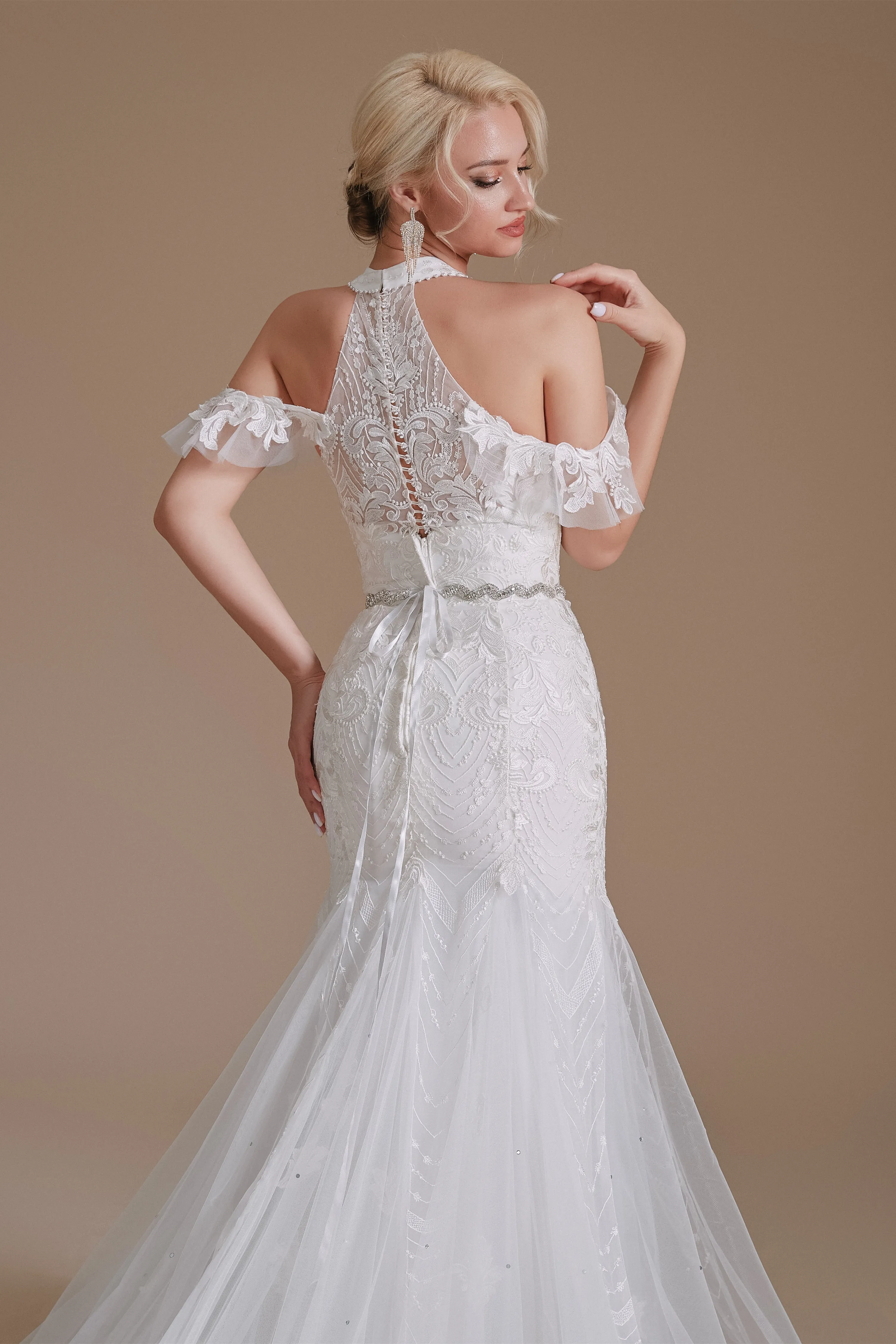 Cool Shouder V Neck Court Applique Mermaid Wedding Dress | Showprettydress Design