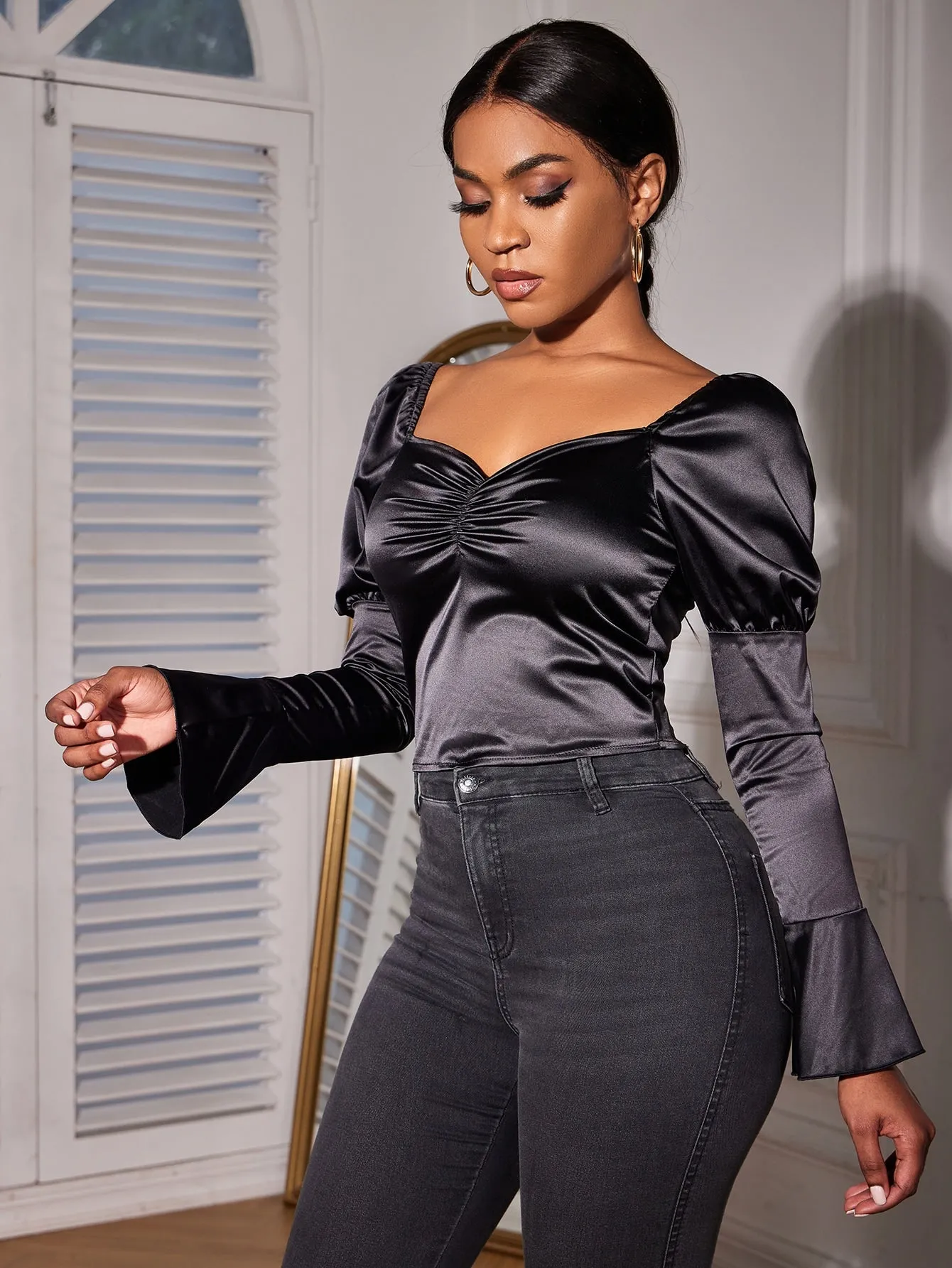 Elegant Plain Ruched Long Sleeve Sweetheart Crop Blouse