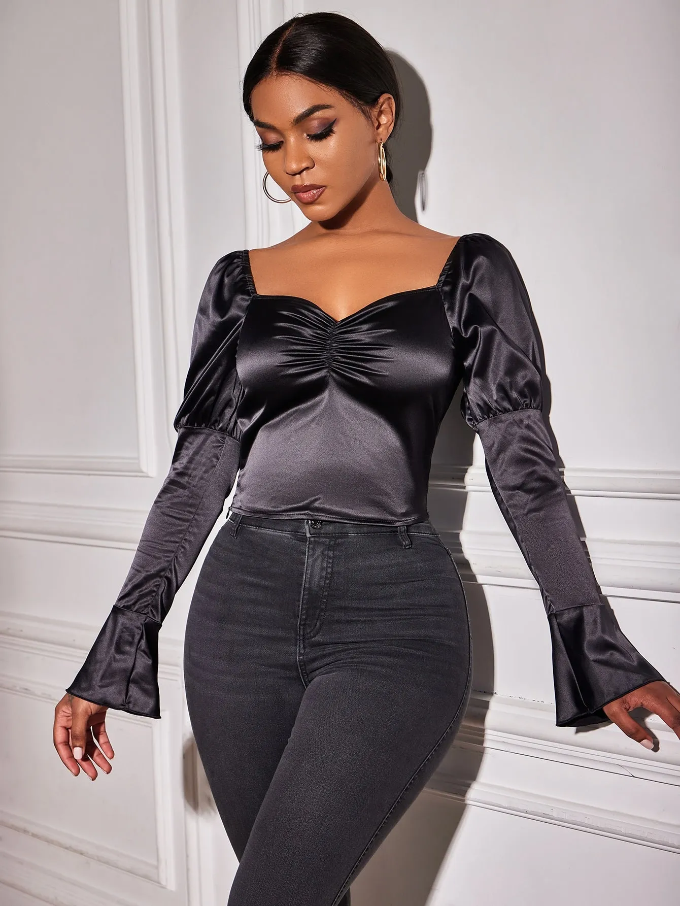 Elegant Plain Ruched Long Sleeve Sweetheart Crop Blouse