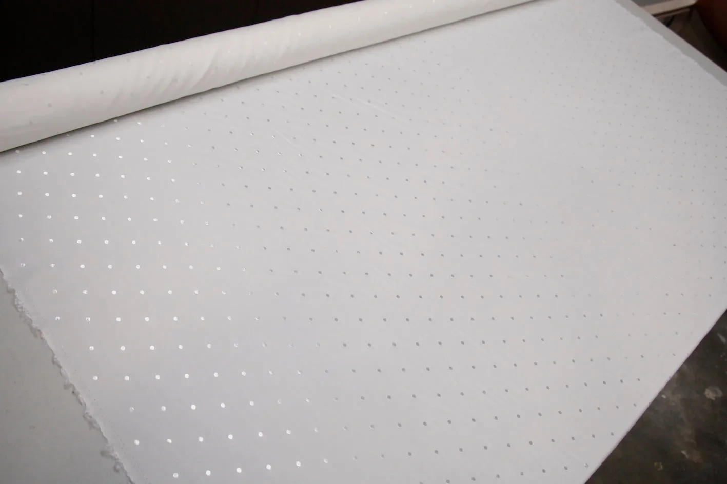 Ivory Dot 'L' (150cm wide)