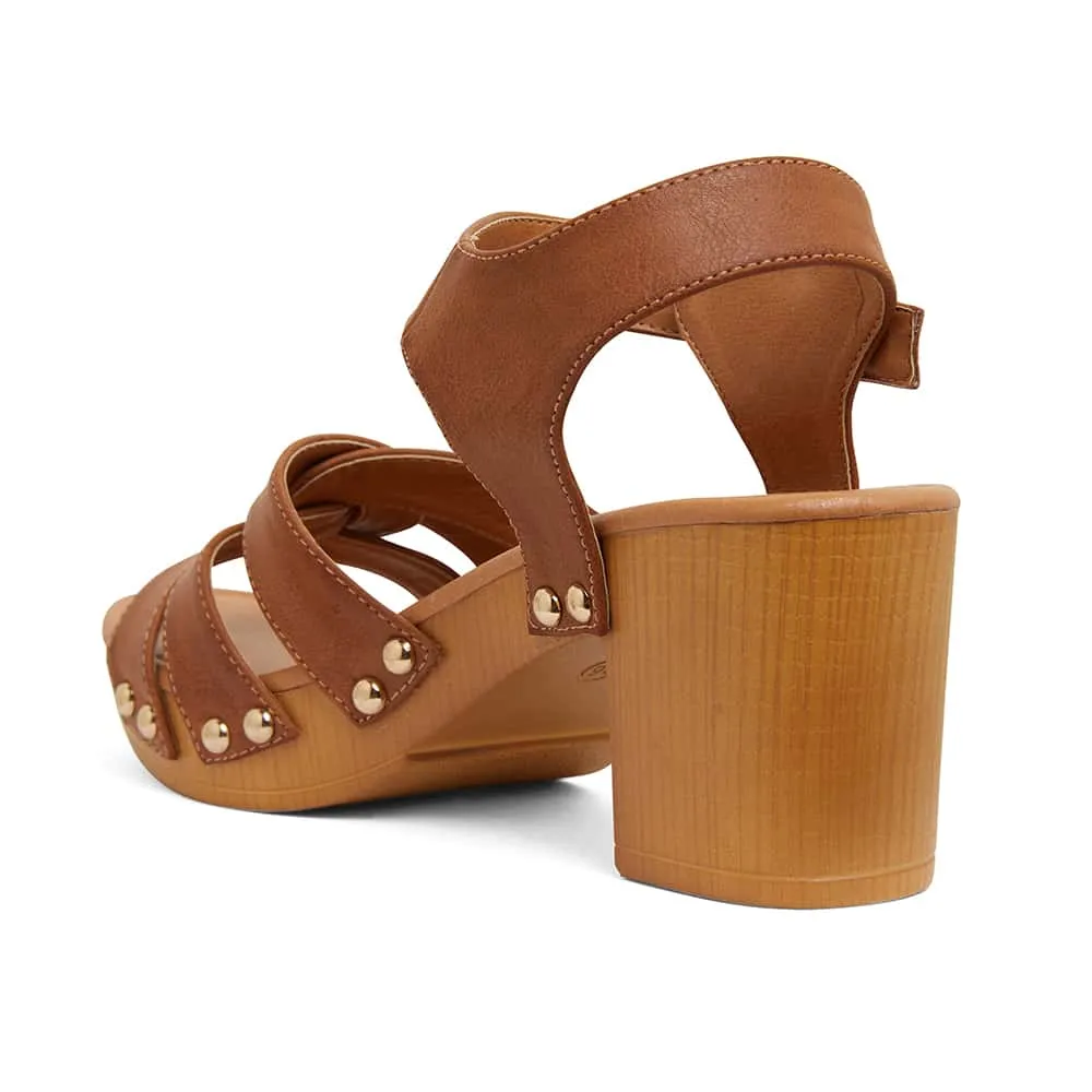 Lavinia Heel in Tan Smooth