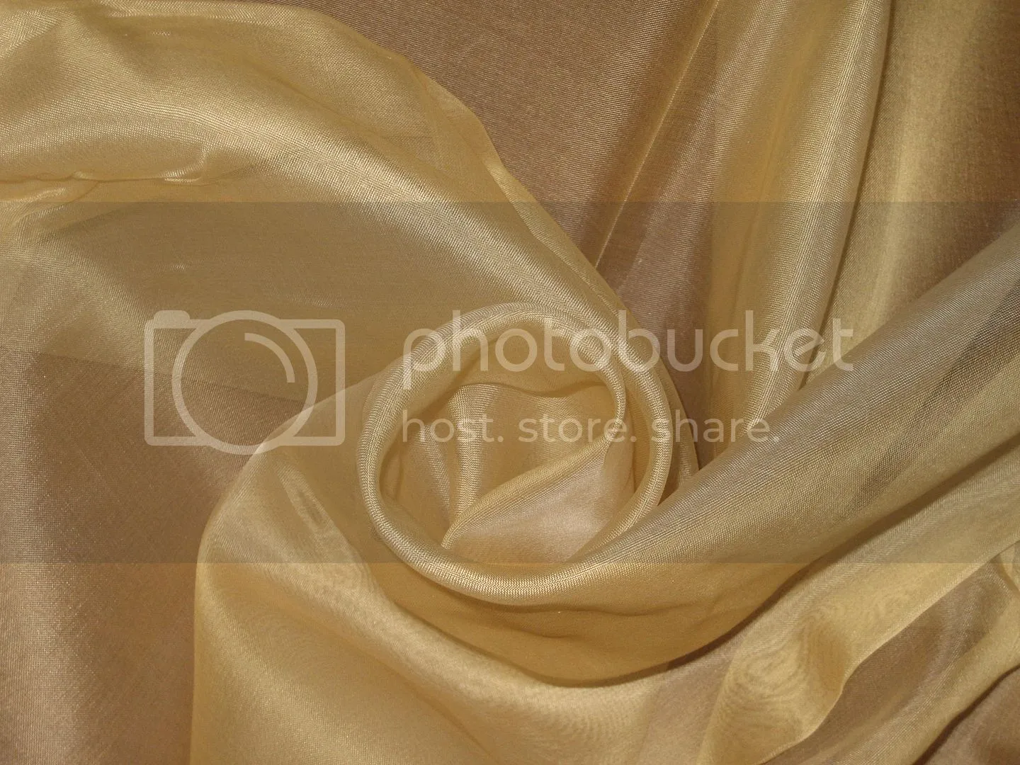 Light CHAMPAGNE SILK ORGANZA FABRIC 44&quot; WIDE