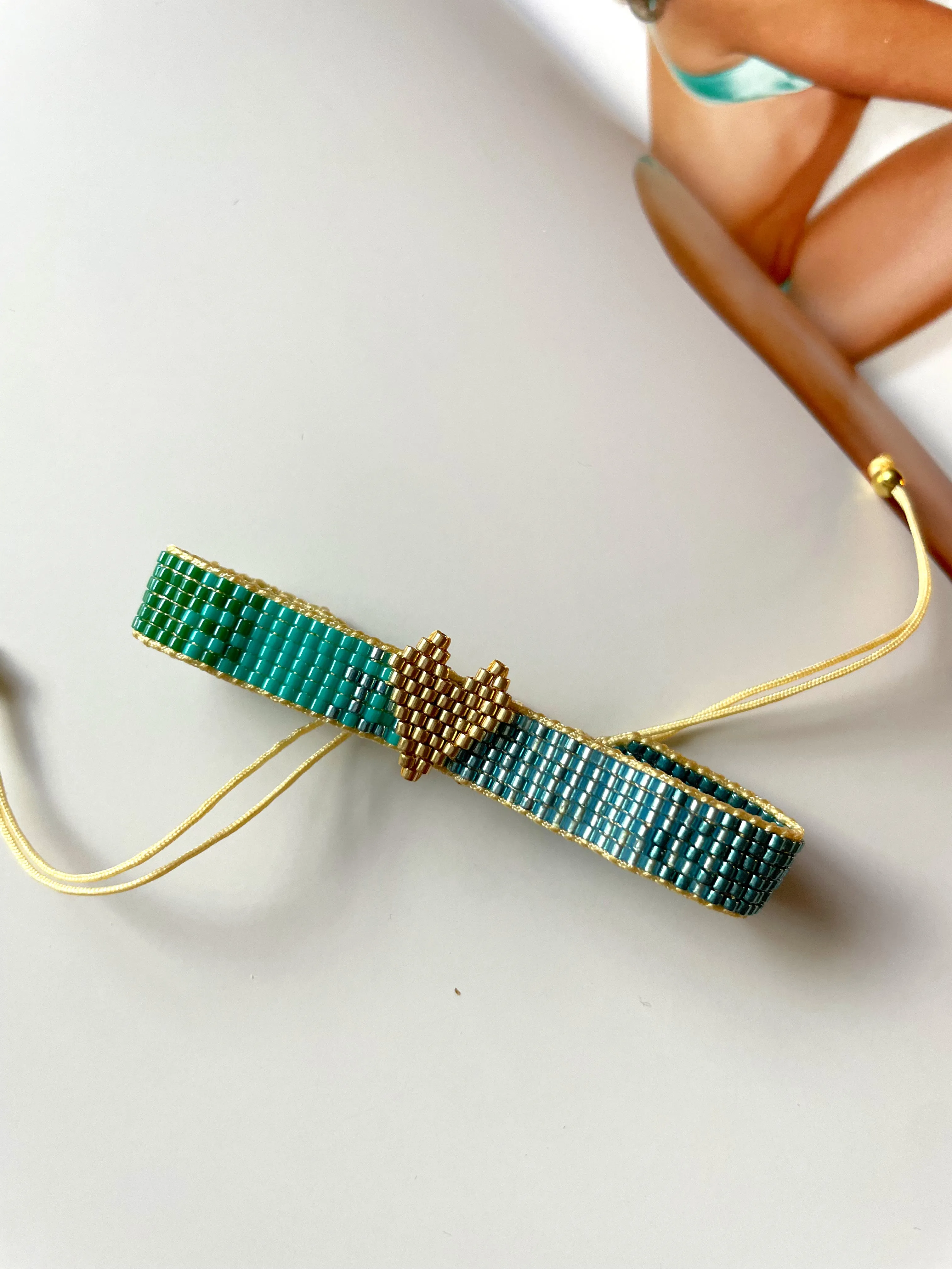 Miyuki gold heart bracelet