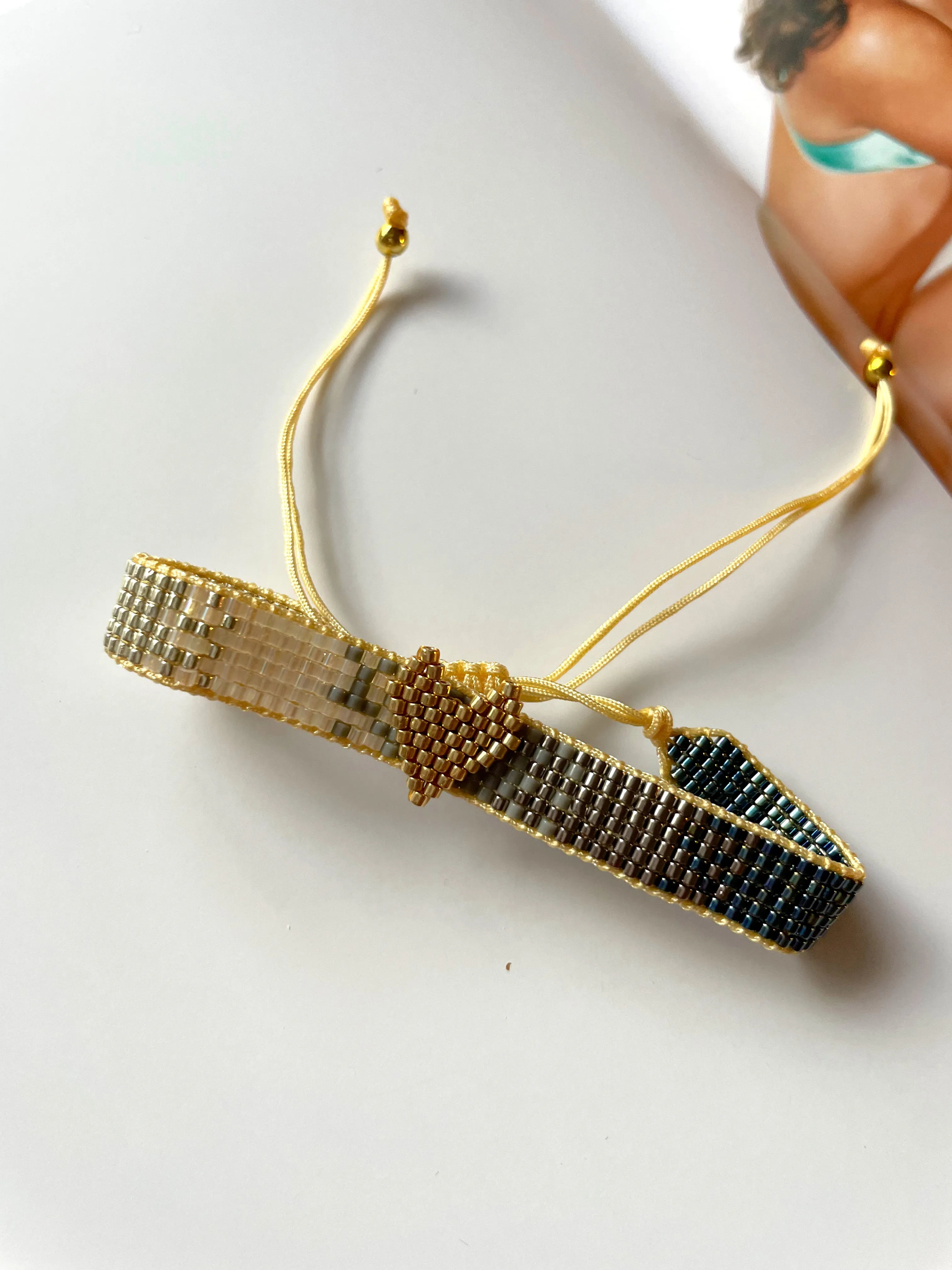 Miyuki gold heart bracelet