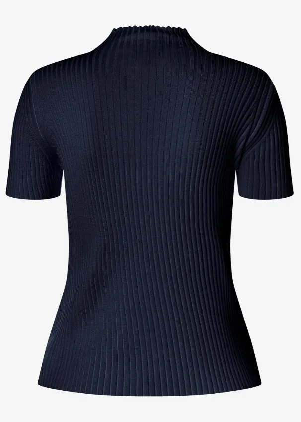 MORE AND MORE<BR>
Ribbed Turtleneck Knit Sweater<BR>
Navy<BR>