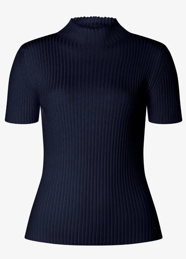 MORE AND MORE<BR>
Ribbed Turtleneck Knit Sweater<BR>
Navy<BR>