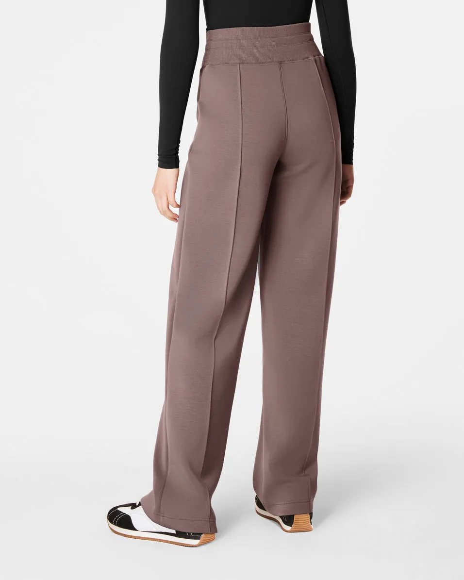 SPANX® AirEssentials Luxe Straight Leg Pant