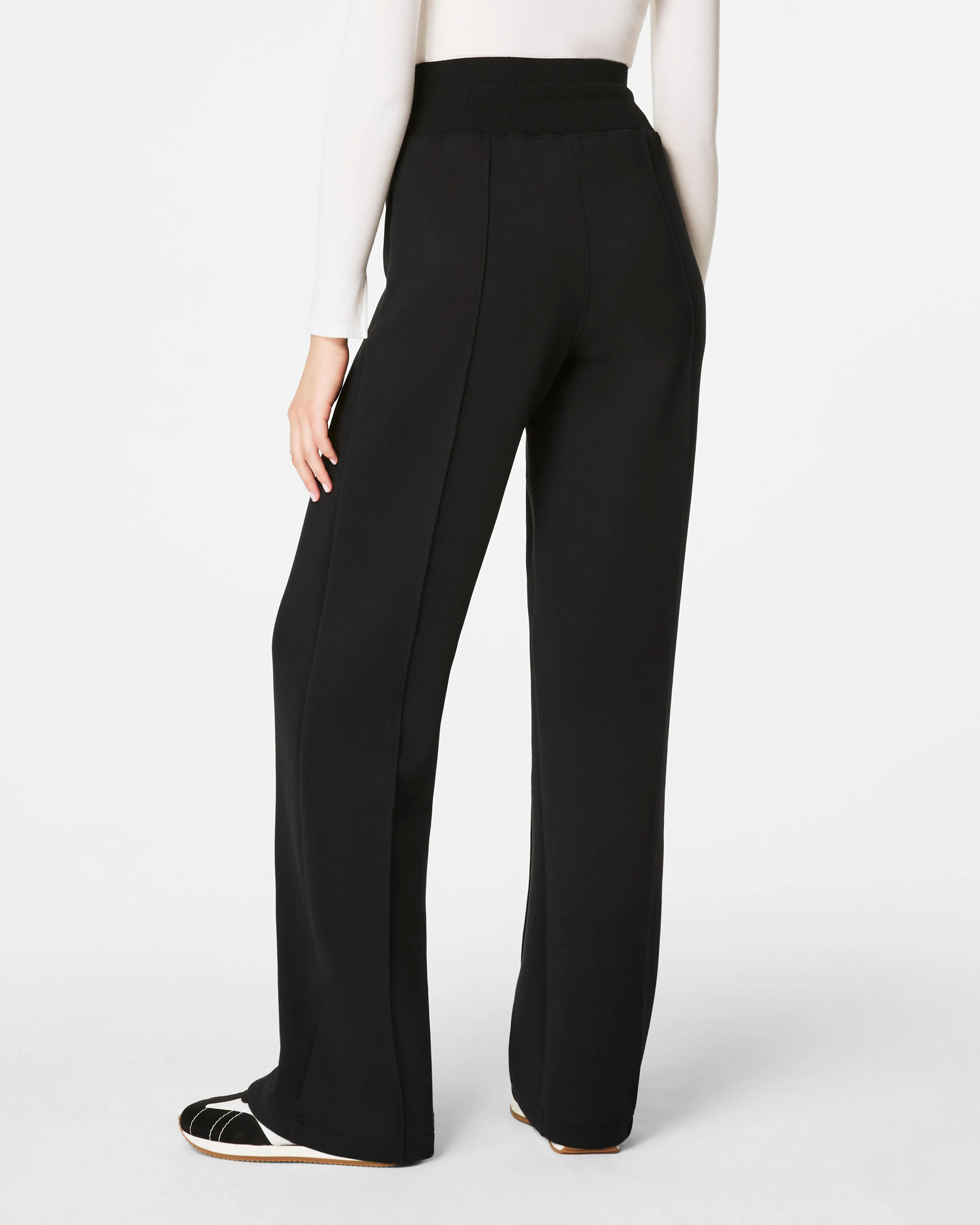 SPANX® AirEssentials Luxe Straight Leg Pant