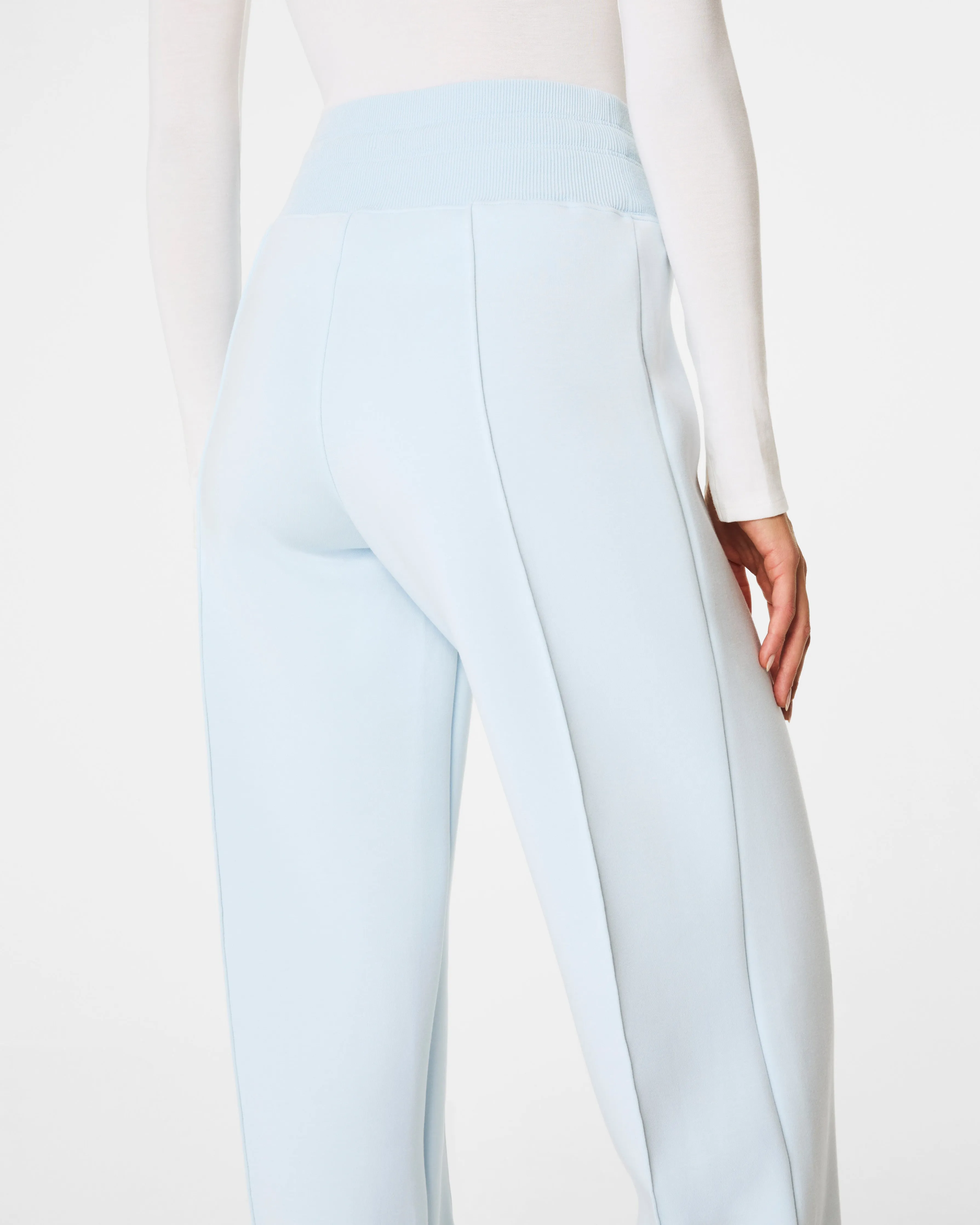 SPANX® AirEssentials Luxe Straight Leg Pant